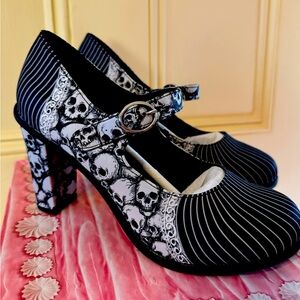 Hot Chocolate Design/Chocolaticas-Victorian